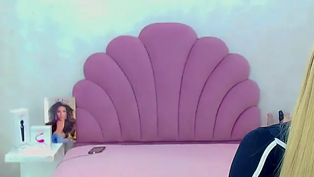 briana sex32 online show from February 2026 02:51:01 AM