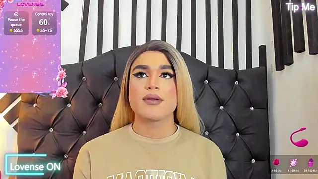 AllisonsweetZ online show from February 2025 08:00:02 PM