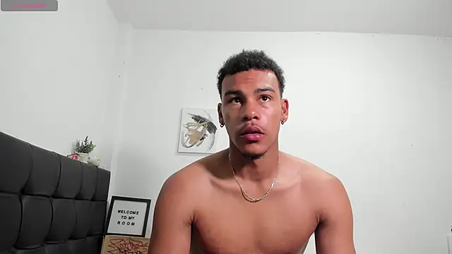 RoddyRich11 online show from November 2025 11:34:02 AM