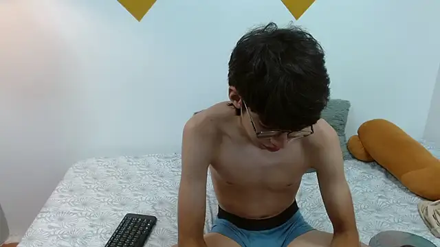 Snapshot of jhoellx chatting on January 2025 03:36:02 PM jhoellx online show from January 2025 03:36:02 PM