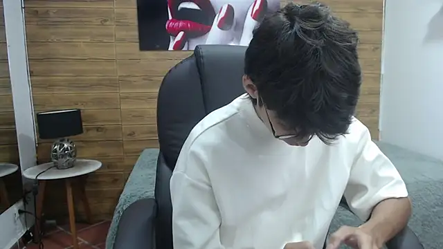 Snapshot of jhoellx chatting on January 2025 12:25:02 PM jhoellx online show from January 2025 12:25:02 PM