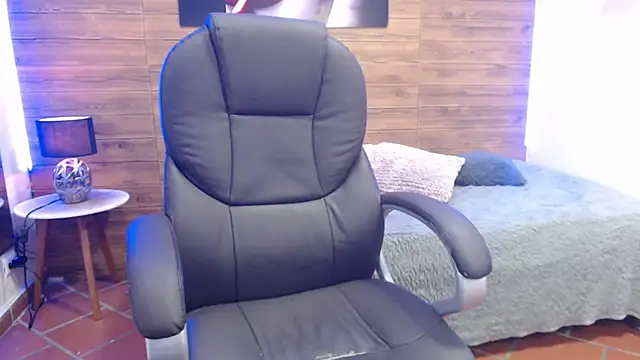 Snapshot of jhoellx chatting on January 2025 06:27:01 PM jhoellx online show from January 2025 06:27:01 PM