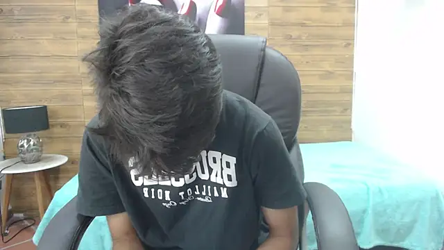 Snapshot of jhoellx chatting on February 2025 12:33:01 PM jhoellx online show from February 2025 12:33:01 PM