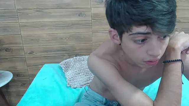 Snapshot of jhoellx chatting on February 2025 04:14:01 PM jhoellx online show from February 2025 04:14:01 PM