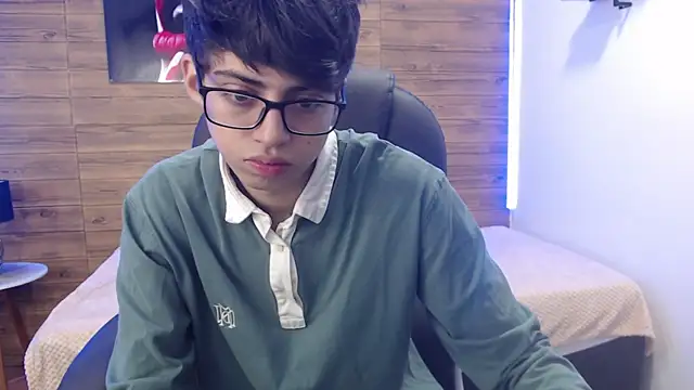 Snapshot of jhoellx chatting on February 2025 02:12:02 PM jhoellx online show from February 2025 02:12:02 PM