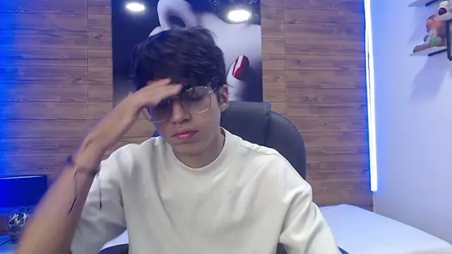 Snapshot of jhoellx chatting on March 2025 12:23:01 PM jhoellx online show from March 2025 12:23:01 PM