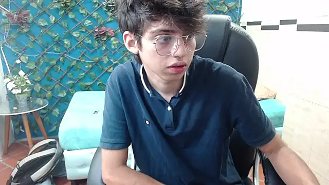 Snapshot of jhoellx chatting on March 2025 12:53:02 PM jhoellx online show from March 2025 12:53:02 PM