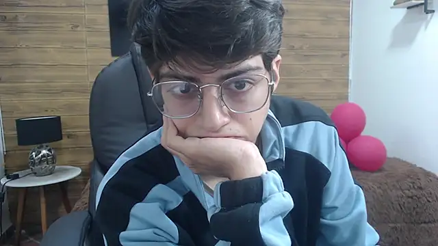 Snapshot of jhoellx chatting on March 2025 01:50:02 PM jhoellx online show from March 2025 01:50:02 PM