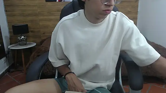 Snapshot of jhoellx chatting on March 2025 02:30:01 PM jhoellx online show from March 2025 02:30:01 PM