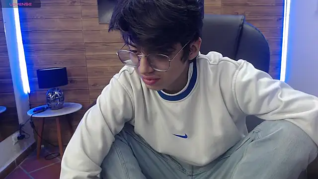 Snapshot of jhoellx chatting on March 2025 12:35:02 PM jhoellx online show from March 2025 12:35:02 PM