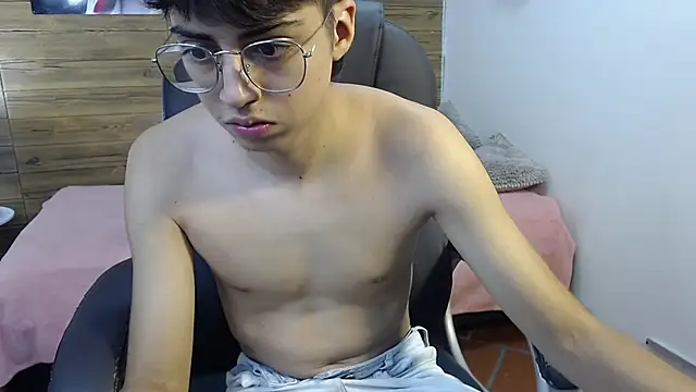 Snapshot of jhoellx chatting on October 2025 09:45:01 PM jhoellx online show from October 2025 09:45:01 PM