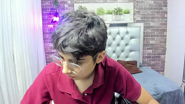 Snapshot of jhoellx chatting on October 2025 09:17:02 PM jhoellx online show from October 2025 09:17:02 PM