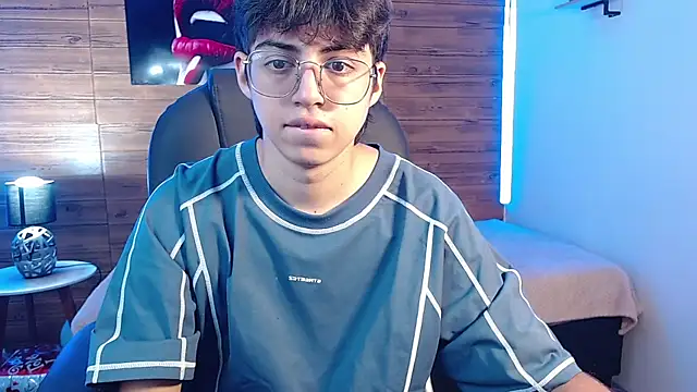 Snapshot of jhoellx chatting on October 2025 09:38:02 PM jhoellx online show from October 2025 09:38:02 PM