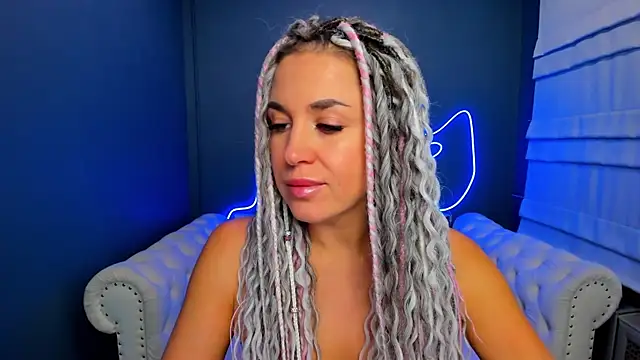 rock n roxy online show from October 2025 01:19:01 AM