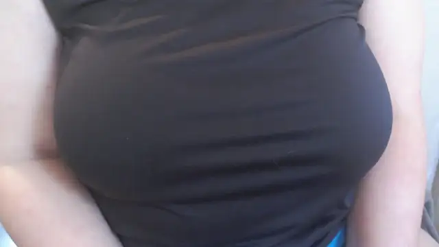 Bigbittiesandfun online show from January 2025 09:00:01 PM