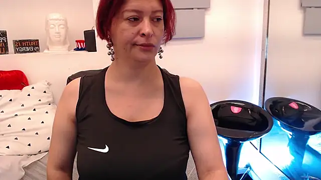 Snapshot of eva_twiss chatting on May 2026 12:25:02 PM eva twiss online show from May 2026 12:25:02 PM