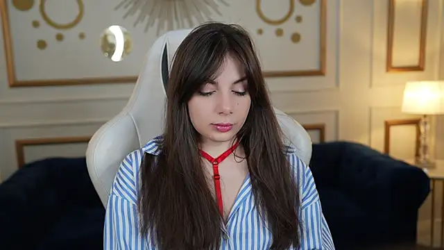 Snapshot of Alisa054 chatting on January 2025 07:57:01 AM Alisa054 online show from January 2025 07:57:01 AM