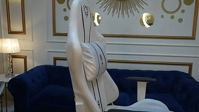 Snapshot of Alisa054 chatting on January 2025 03:26:02 AM Alisa054 online show from January 2025 03:26:02 AM