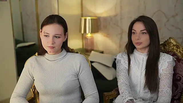 Snapshot of Alisa054 chatting on September 2025 06:59:01 AM Alisa054 online show from September 2025 06:59:01 AM