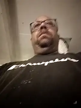 Snapshot of Exhibitionist040577 chatting on December 2024 05:07:02 AM Exhibitionist040577 online show from December 2024 05:07:02 AM