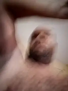 Snapshot of Exhibitionist040577 chatting on February 2025 11:42:01 PM Exhibitionist040577 online show from February 2025 11:42:01 PM