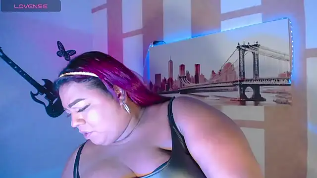 Snapshot of OpraxBellinda chatting on November 2025 07:52:01 AM OpraxBellinda online show from November 2025 07:52:01 AM