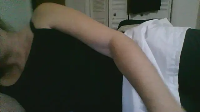 Snapshot of Emilylyn2501 chatting on December 2025 03:45:02 AM Emilylyn2501 online show from December 2025 03:45:02 AM