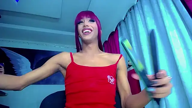 Snapshot of NahomiCamper chatting on March 2025 04:34:02 AM NahomiCamper online show from March 2025 04:34:02 AM