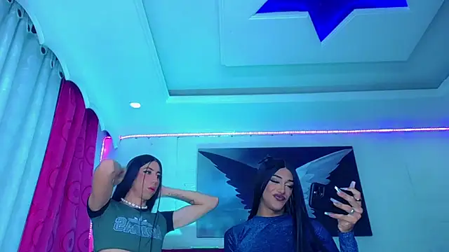 Snapshot of NahomiCamper chatting on October 2025 03:16:01 AM NahomiCamper online show from October 2025 03:16:01 AM