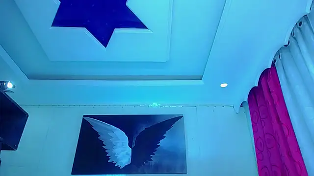 Snapshot of NahomiCamper chatting on October 2025 12:28:01 PM NahomiCamper online show from October 2025 12:28:01 PM