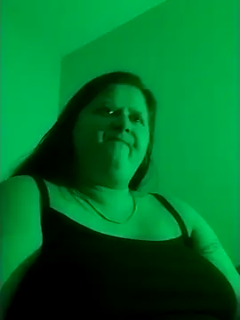 Snapshot of staceysmomfow chatting on January 2025 12:52:02 AM staceysmomfow online show from January 2025 12:52:02 AM