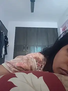 Snapshot of samitasharma chatting on June 2026 02:31:02 AM samitasharma online show from June 2026 02:31:02 AM