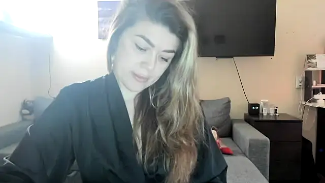 SofiaBells online show from November 2025 12:15:02 PM