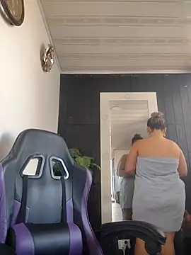 LaurenWelly  online show from March 2026 09:09:02 PM