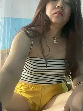 Snapshot of Cesywet chatting on March 2025 11:26:01 PM Cesywet online show from March 2025 11:26:01 PM