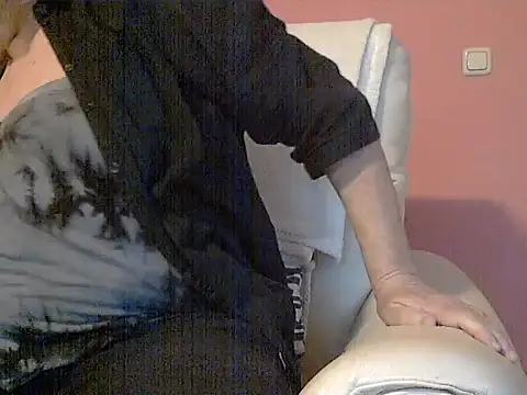  sunshine   online show from February 2025 07:29:01 AM