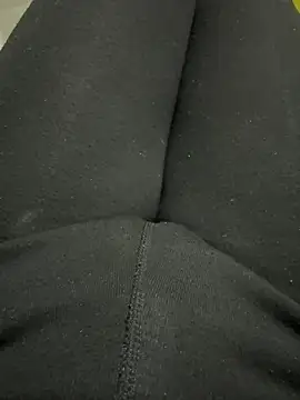 Snapshot of homidor chatting on December 2024 10:26:01 PM homidor online show from December 2024 10:26:01 PM