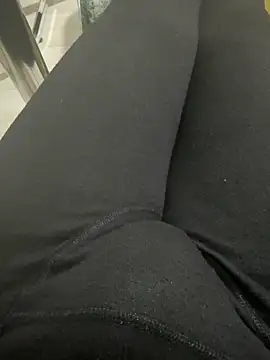 Snapshot of homidor chatting on January 2025 10:20:02 PM homidor online show from January 2025 10:20:02 PM