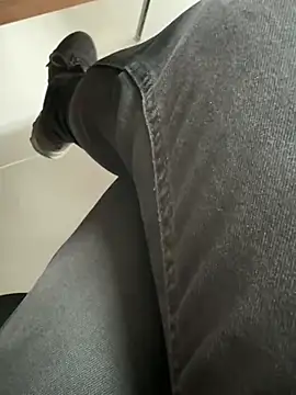 Snapshot of homidor chatting on January 2025 08:18:02 AM homidor online show from January 2025 08:18:02 AM