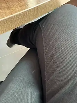 Snapshot of homidor chatting on January 2025 09:05:01 AM homidor online show from January 2025 09:05:01 AM