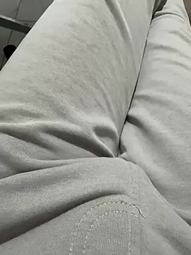 Snapshot of homidor chatting on January 2025 11:11:01 PM homidor online show from January 2025 11:11:01 PM