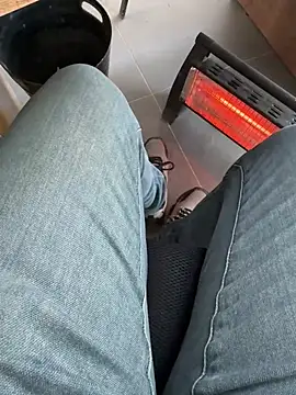 Snapshot of homidor chatting on January 2025 01:10:01 PM homidor online show from January 2025 01:10:01 PM