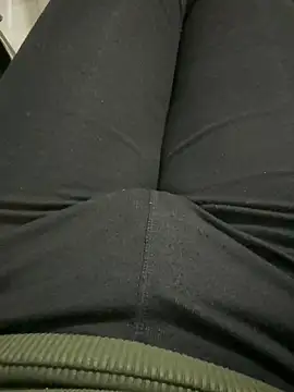 Snapshot of homidor chatting on January 2025 09:47:02 PM homidor online show from January 2025 09:47:02 PM