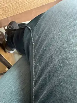 Snapshot of homidor chatting on February 2025 09:45:02 AM homidor online show from February 2025 09:45:02 AM