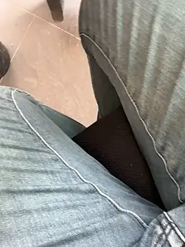 Snapshot of homidor chatting on March 2025 12:33:02 PM homidor online show from March 2025 12:33:02 PM