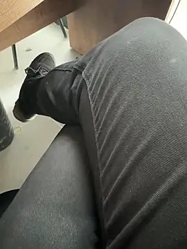 Snapshot of homidor chatting on March 2025 02:18:02 PM homidor online show from March 2025 02:18:02 PM