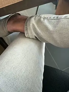 Snapshot of homidor chatting on October 2025 02:13:01 PM homidor online show from October 2025 02:13:01 PM