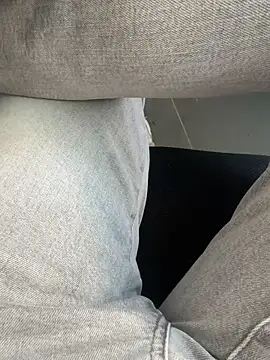 Snapshot of homidor chatting on October 2025 12:28:02 PM homidor online show from October 2025 12:28:02 PM