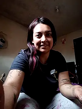 Snapshot of CORALINE_GREYM chatting on September 2025 05:38:01 PM CORALINE GREYM online show from September 2025 05:38:01 PM