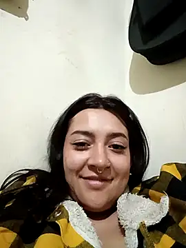 Snapshot of CORALINE_GREYM chatting on October 2025 12:52:02 AM CORALINE GREYM online show from October 2025 12:52:02 AM